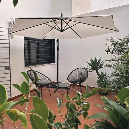 Apartamento-pension El Trianero Junto Al Rio * Seville